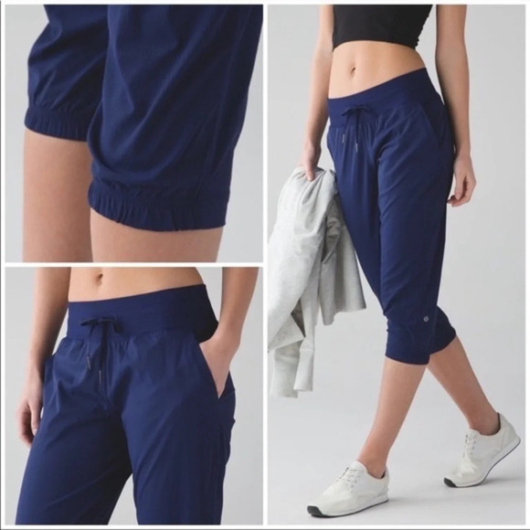 Lululemon Studio Crop II in Hero Blue size 8 - Picture 9 of 9